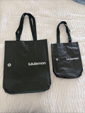 lululemon athletica Logo Tote Bags - Set of 2